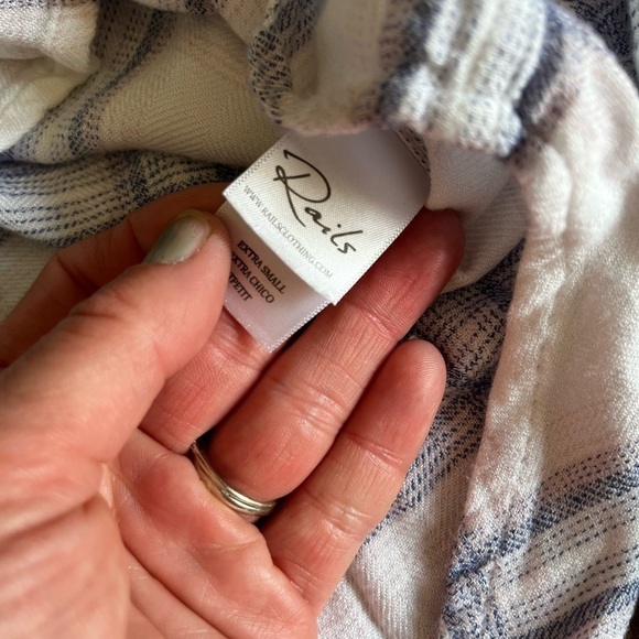 Rails Hunter Plaid Button Up Top White Blush XS Preppy - Picture 10 of 14